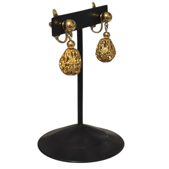 Vintage filigree, gold town drop dangle clip on earrings estate jewelry - Picture 3 of 10